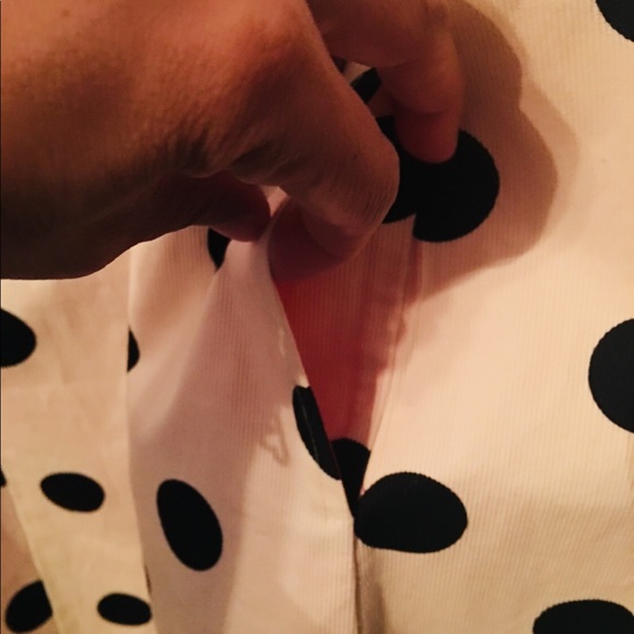 Adorable polka dot cream and black dress - Picture 2 of 5